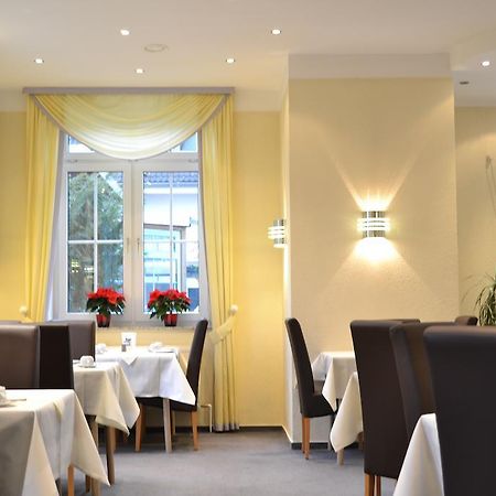 Hotel Grossbeeren Bagian luar foto
